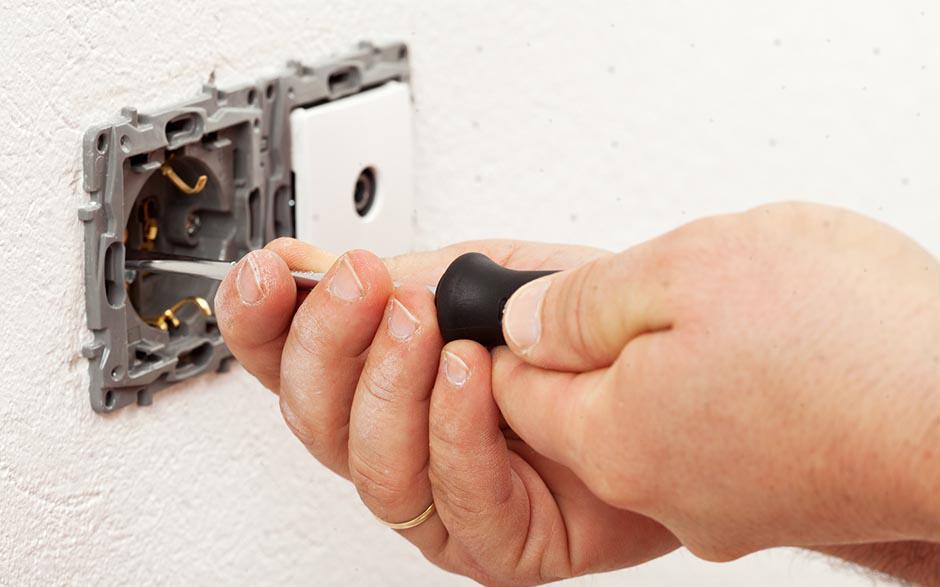 cherche électricien pas cher Paris 1